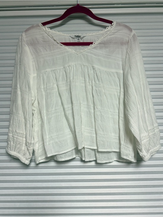 Steve Madden Tops - Steve Madden BB Dakota Cropped Peasant Blouse - Soft V-Neck